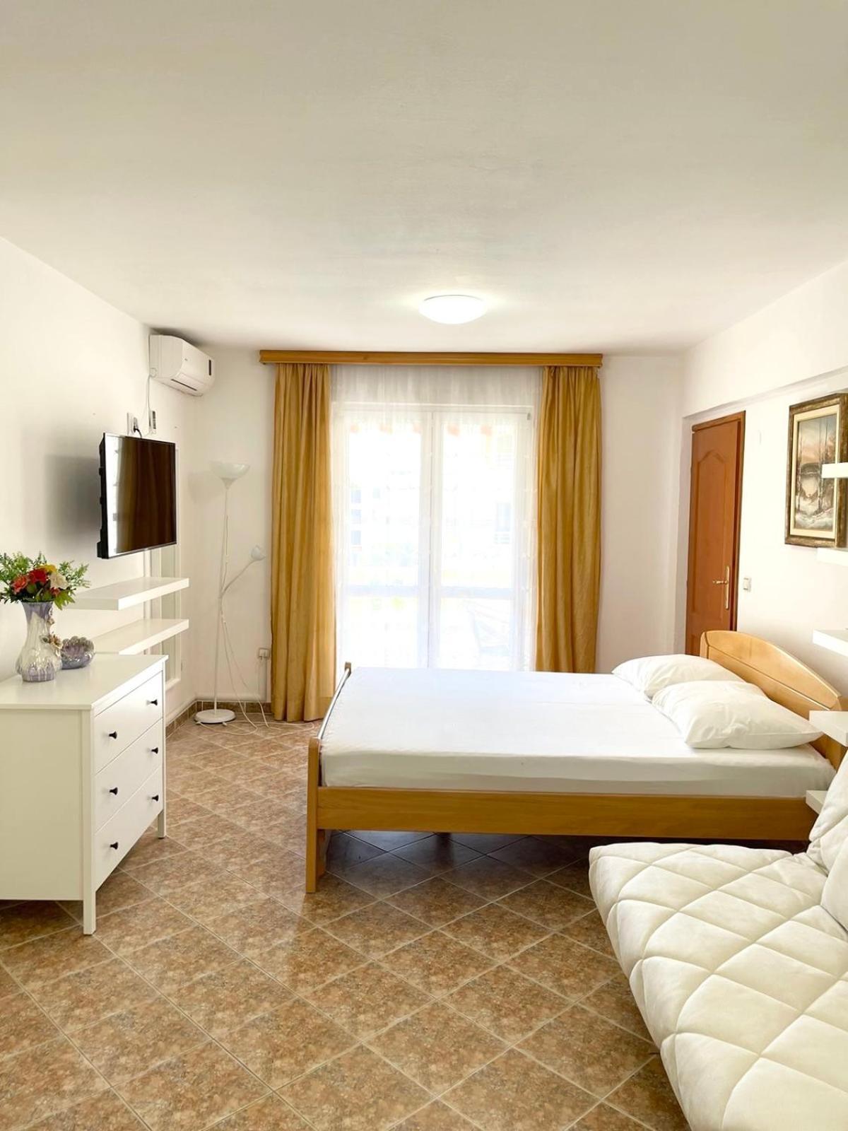 Appartement Jadran *